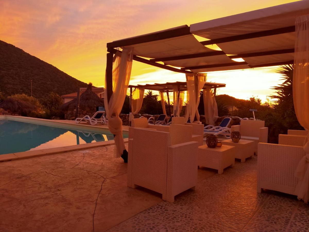 Sa Corti De Sa Perda Piscinas Hotel Ngoại thất bức ảnh