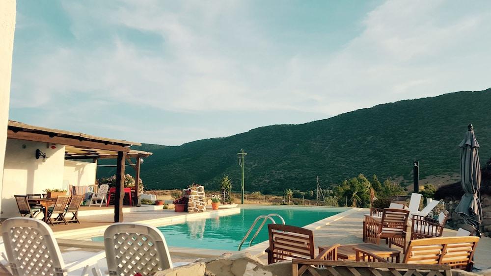 Sa Corti De Sa Perda Piscinas Hotel Ngoại thất bức ảnh