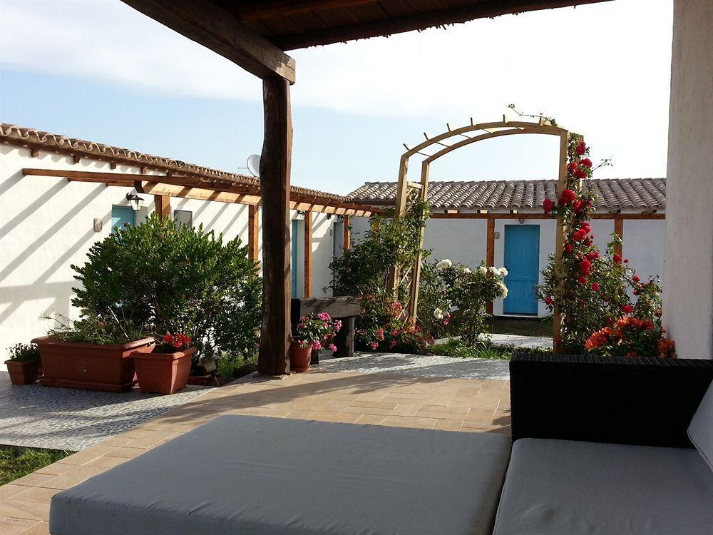 Sa Corti De Sa Perda Piscinas Hotel Ngoại thất bức ảnh
