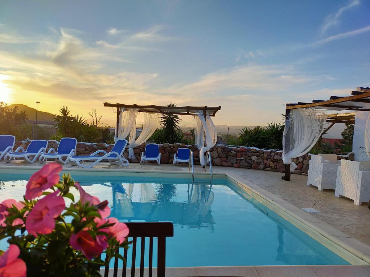 Sa Corti De Sa Perda Piscinas Hotel Ngoại thất bức ảnh